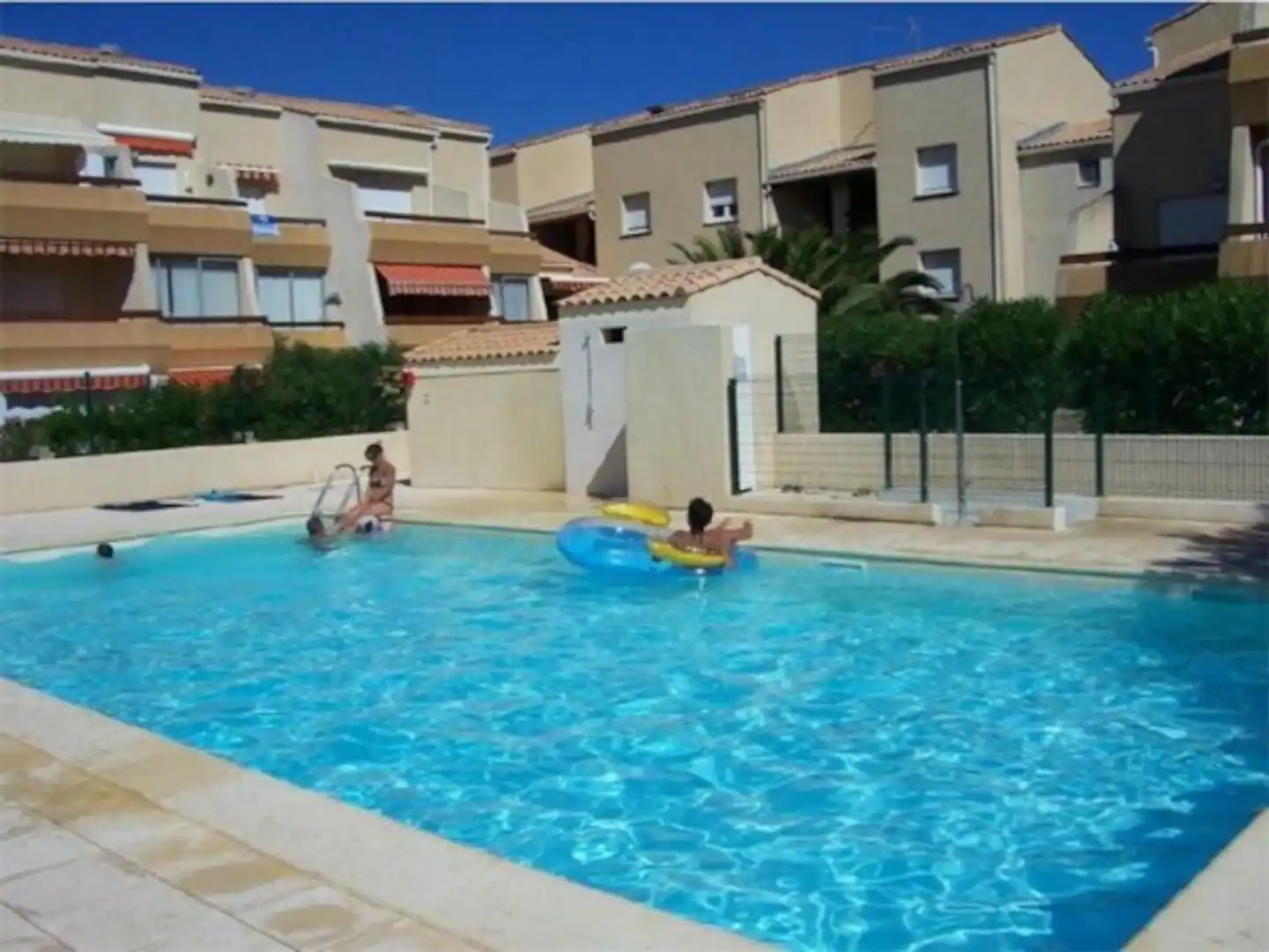 Piscine de notre location marseillan plage