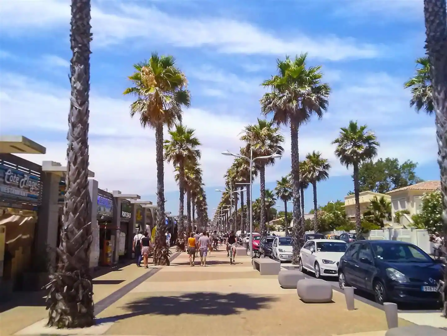 Avenue de la Méditerranée Marseillan plage