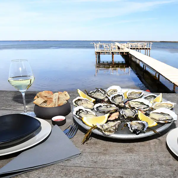 dégustrer des huitres à Marseillan